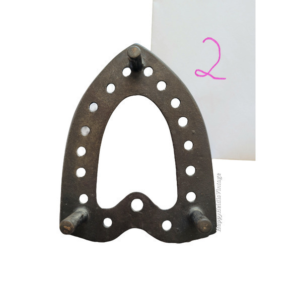 Antique Raised Ironing Iron Trivet Open Center Pierced Pattern Wall Decor - Picture 3 of 7